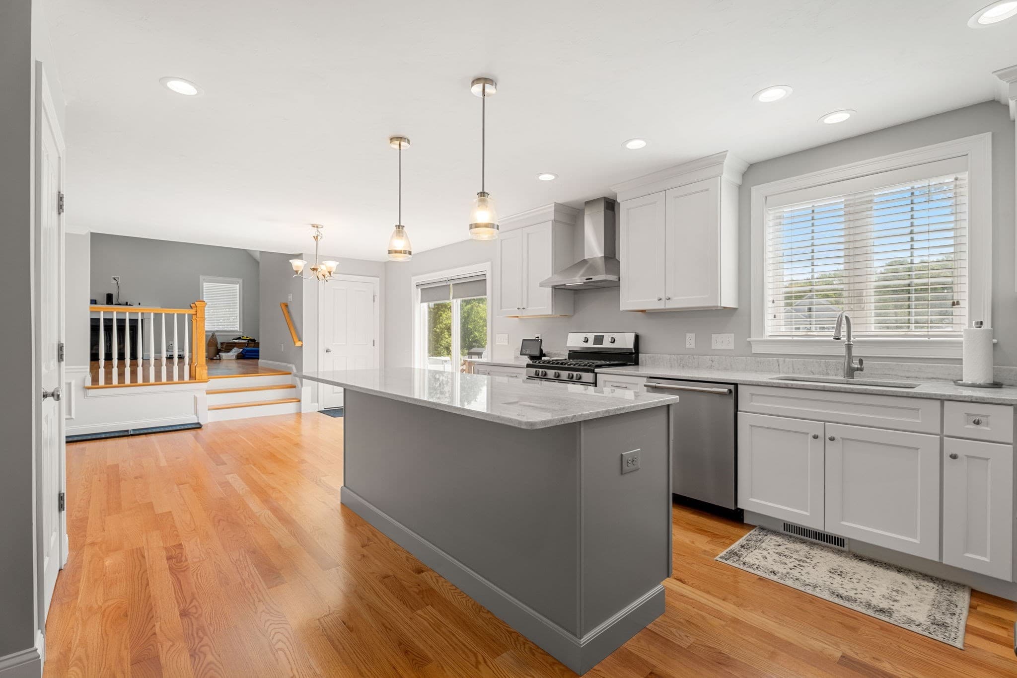 Single Family Residence at 155 East St, Tewksbury MA 01876, Tewksbury, photo 8 of 31
