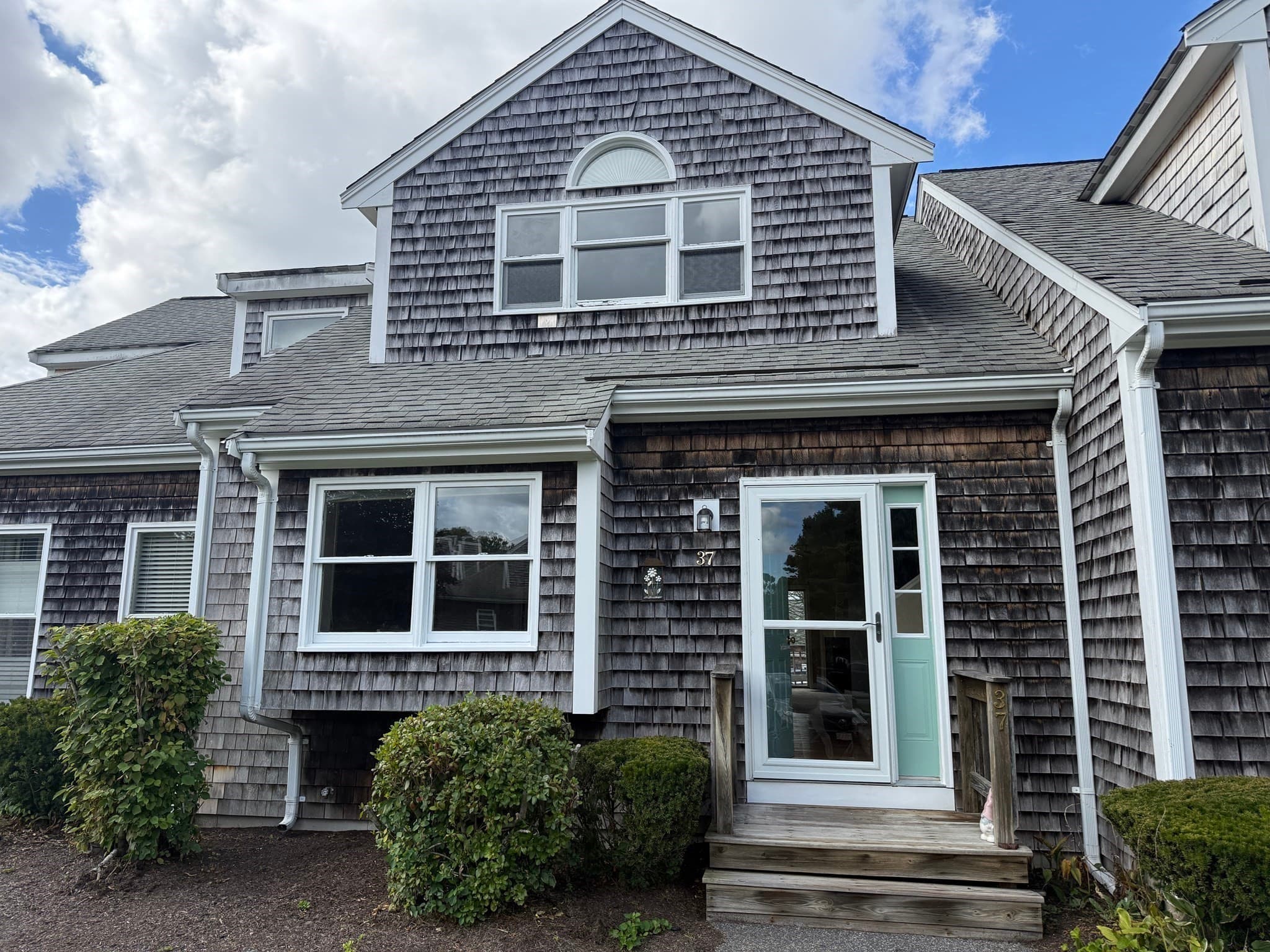 37 Harbor Hill Dr # 37, Bourne MA 02532