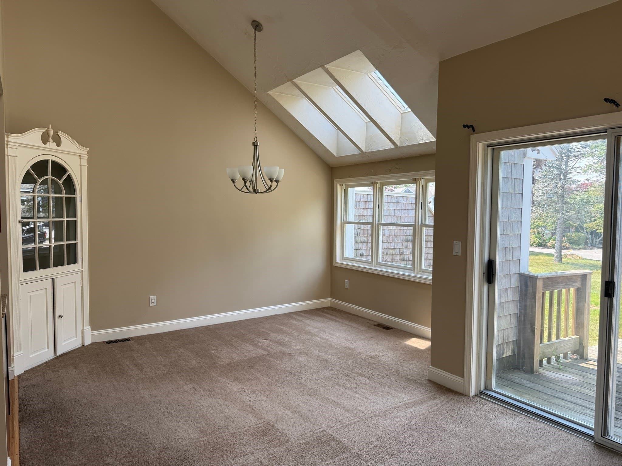 Condominium at 37 Harbor Hill Dr # 37, Bourne MA 02532, Bourne, photo 5 of 17