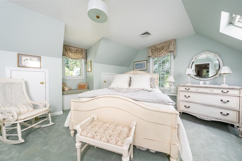 Single Family Residence at 15 Long Pond Cir, Barnstable MA 02632, Barnstable, photo 29 of 41
