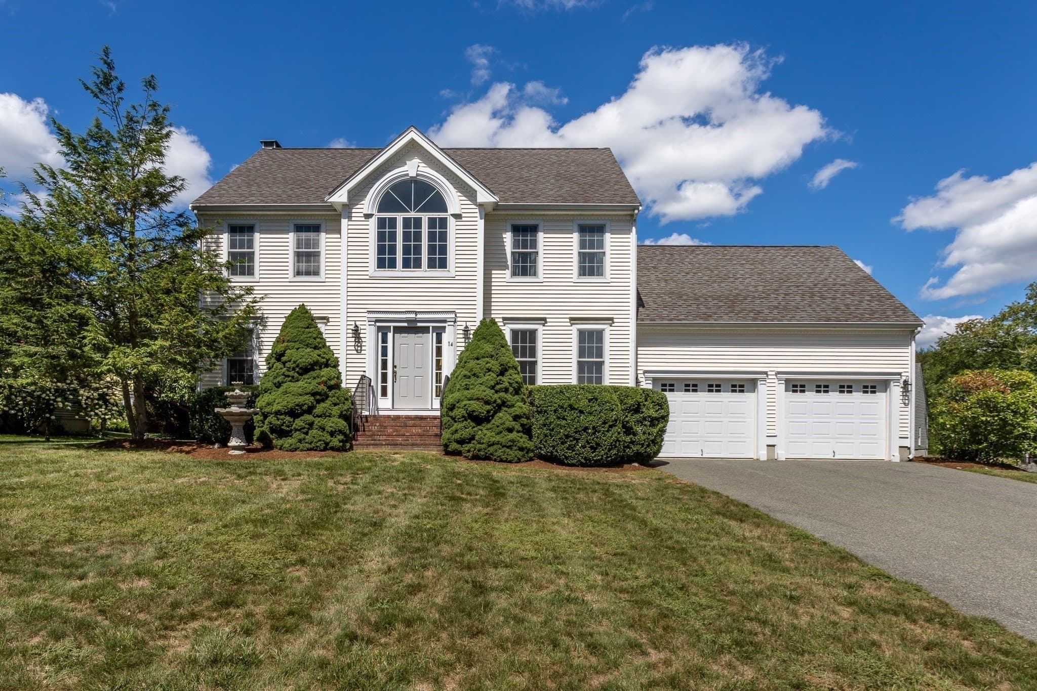 Single Family Residence at 14 Orchard Ln, Abington MA 02351, Abington, photo 3 of 35