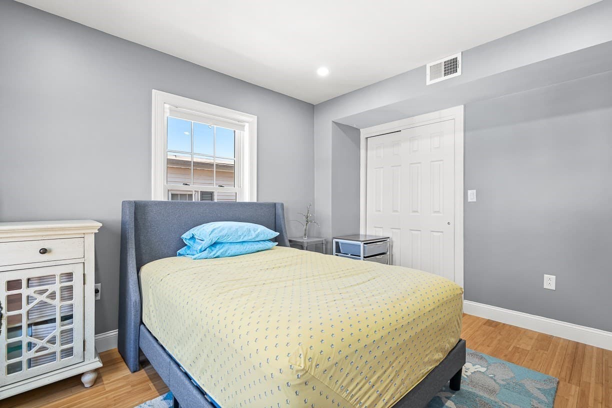 Condominium at 3 Burnham St # 2, Revere MA 02151, Revere, photo 13 of 29