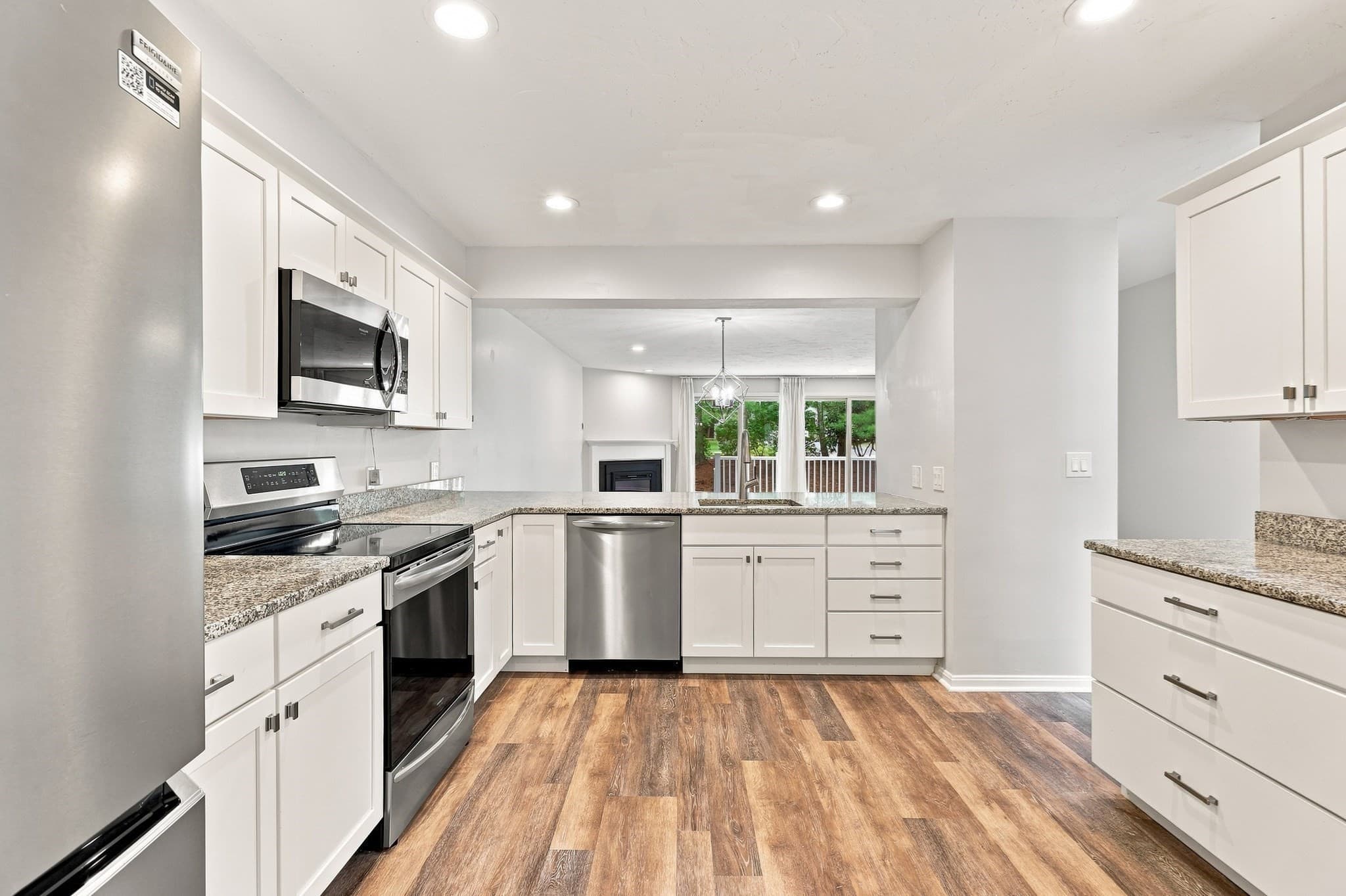 Condominium at 78 Pointe Rok Drive # 78, Worcester MA 01604, Worcester, photo 8 of 42