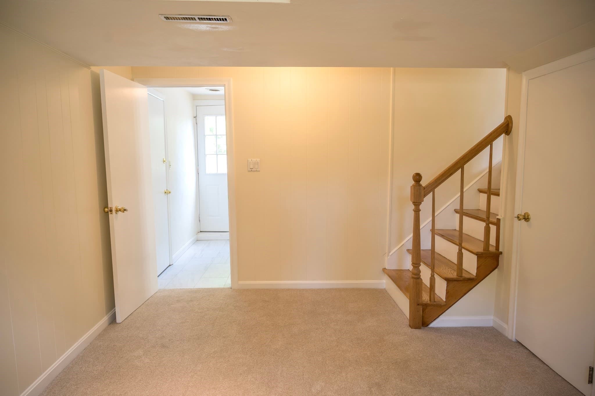 Single Family Residence at 21 Debra Ln, Framingham MA 01701, Framingham, photo 19 of 35