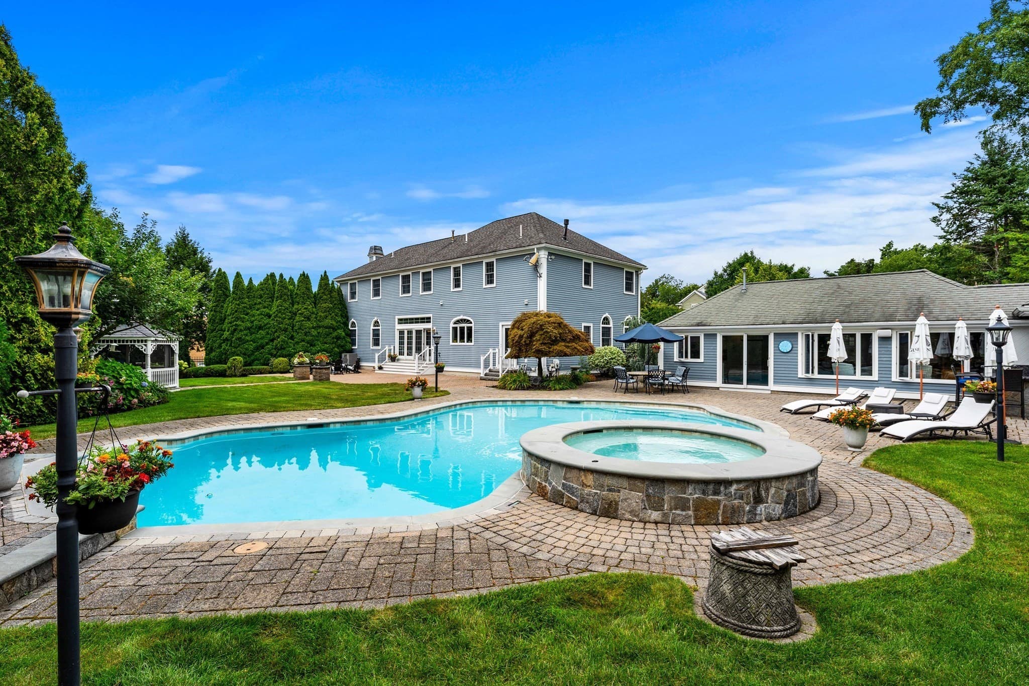 Single Family Residence at 9 Anna Dr., Danvers MA 01923, Danvers, photo 7 of 42