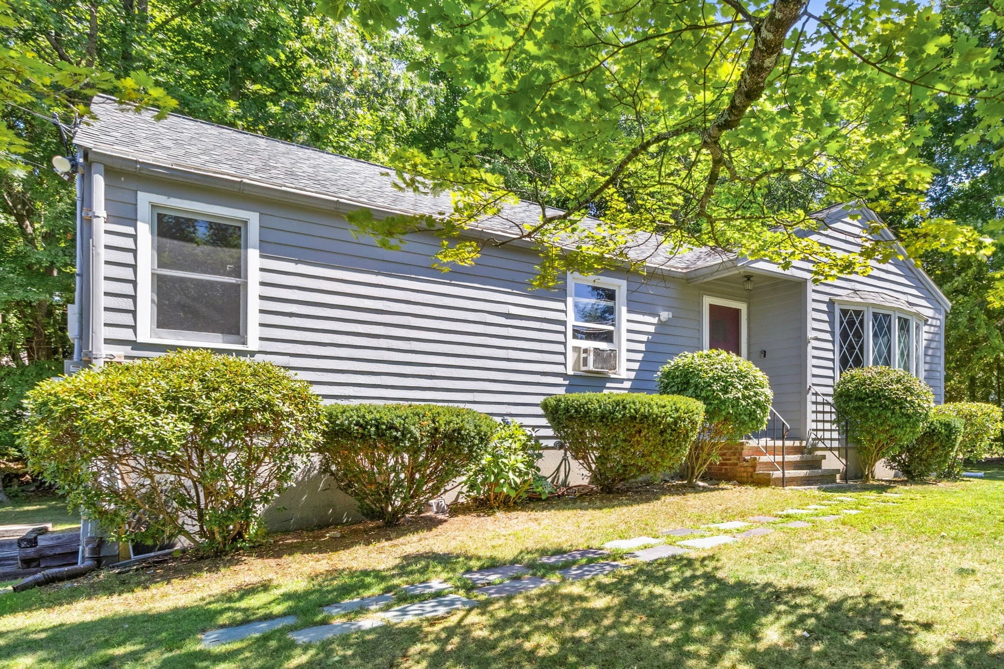 Single Family Residence at 8 Wheeler Rd, Westborough MA 01581, Westborough, photo 5 of 32