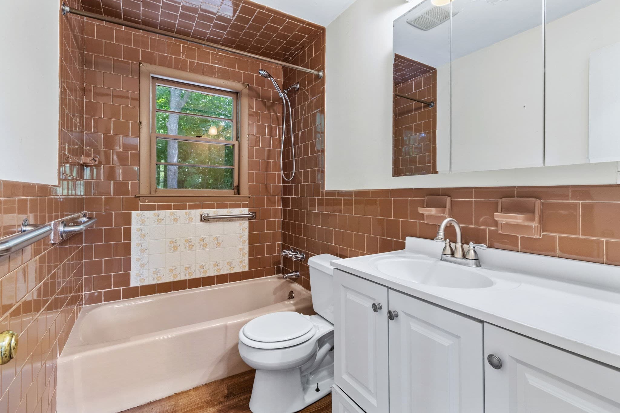 Single Family Residence at 8 Wheeler Rd, Westborough MA 01581, Westborough, photo 15 of 32