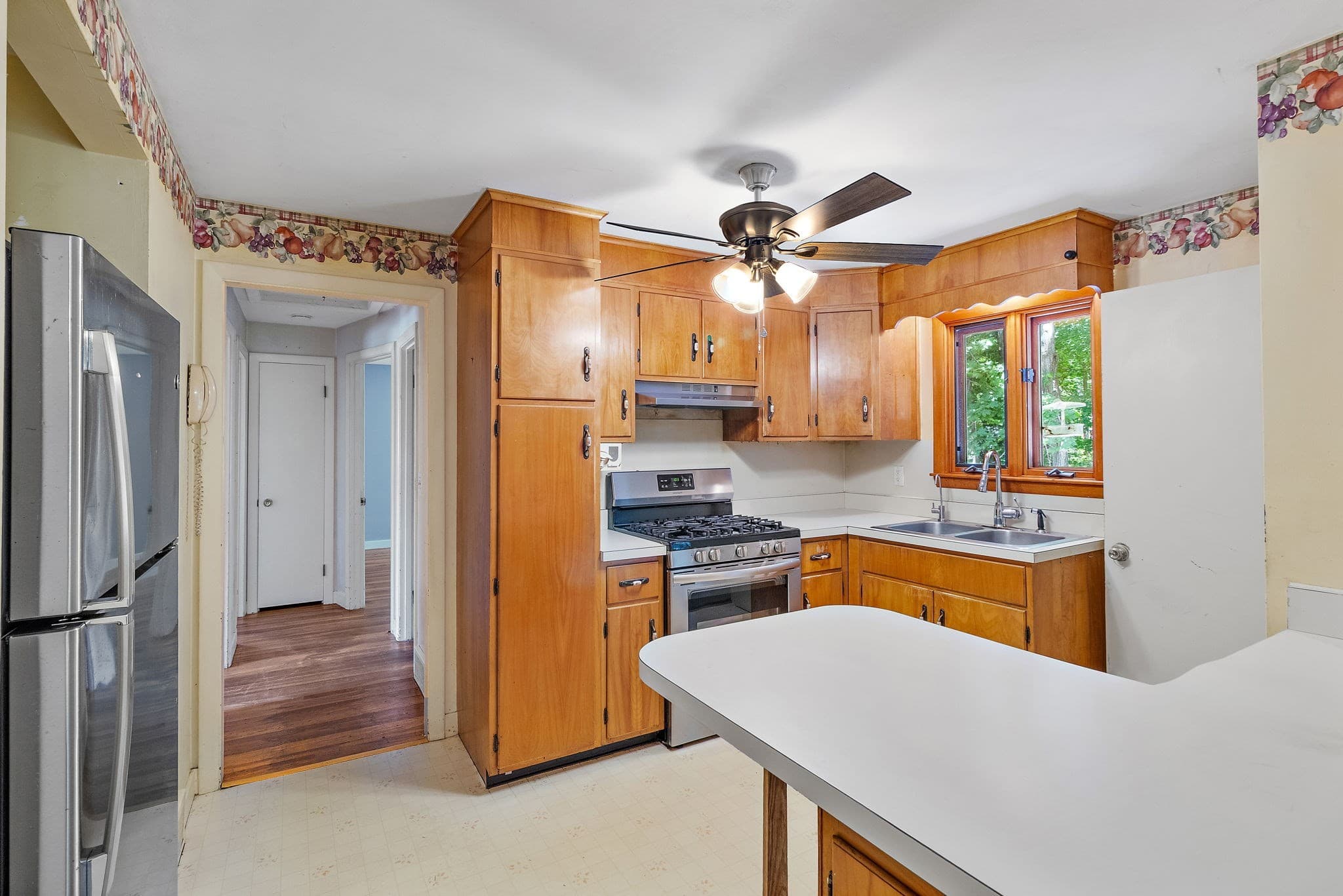 Single Family Residence at 8 Wheeler Rd, Westborough MA 01581, Westborough, photo 11 of 32
