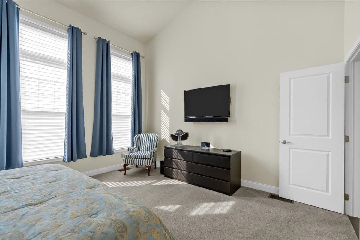 Condominium at 24 Henry Way # 24, Millis MA 02054, Millis, photo 12 of 35