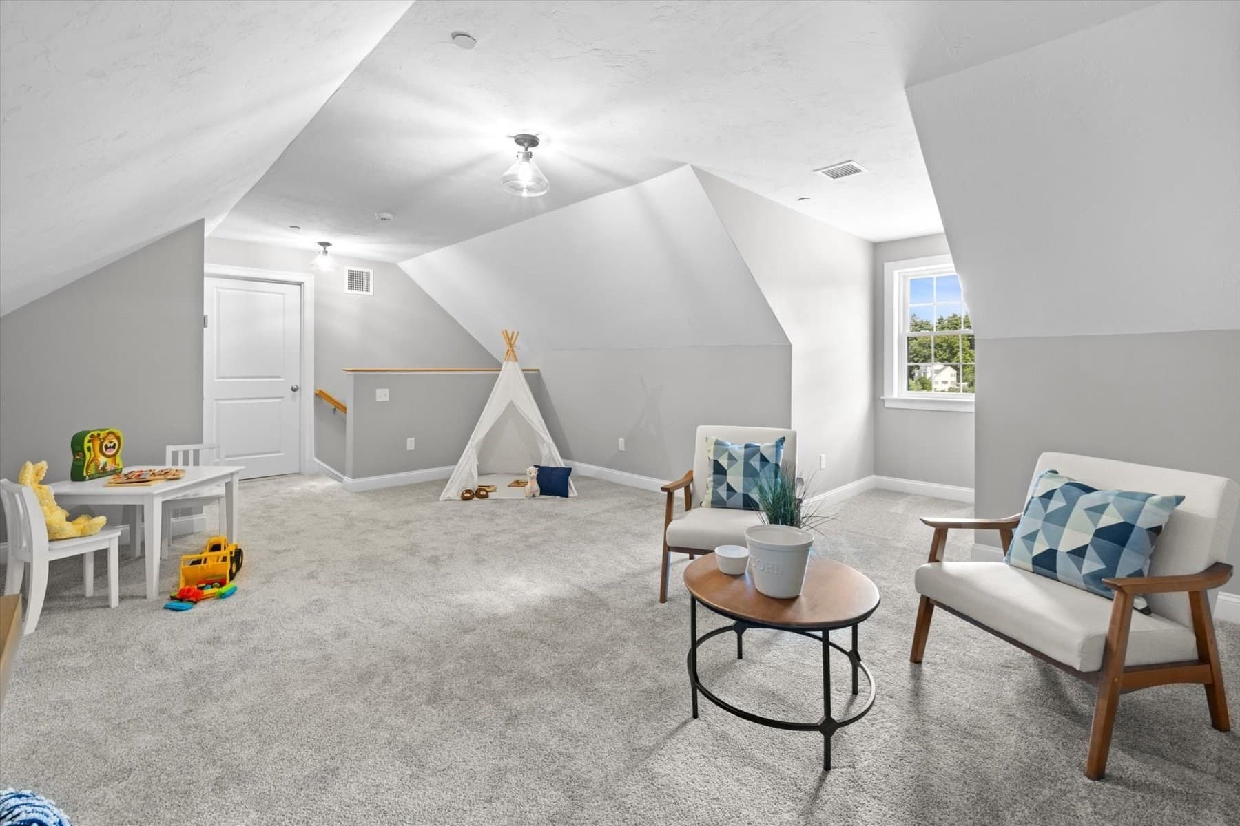 Single Family Residence at 14 Houghton Farm Ln, Bolton MA 01740, Bolton, photo 32 of 42