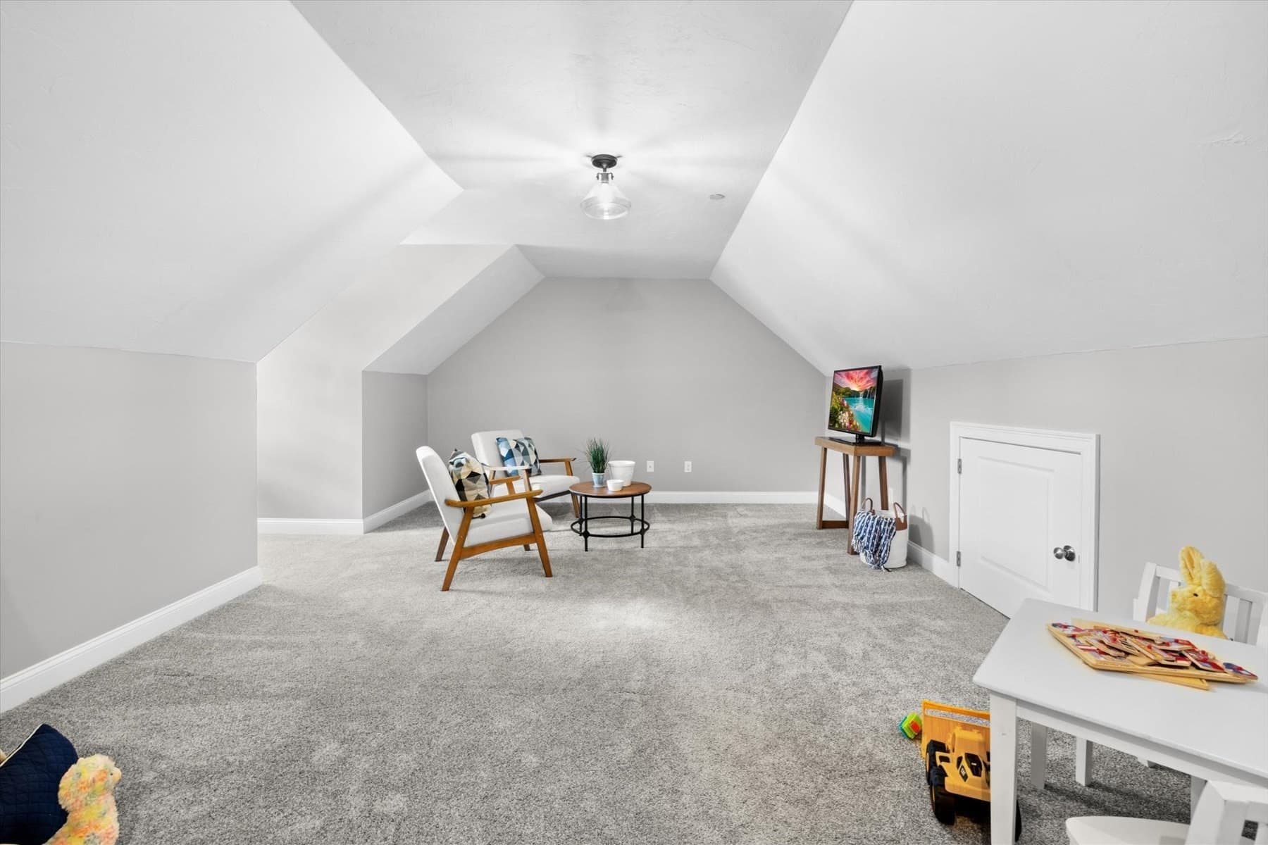 Single Family Residence at 14 Houghton Farm Ln, Bolton MA 01740, Bolton, photo 31 of 42