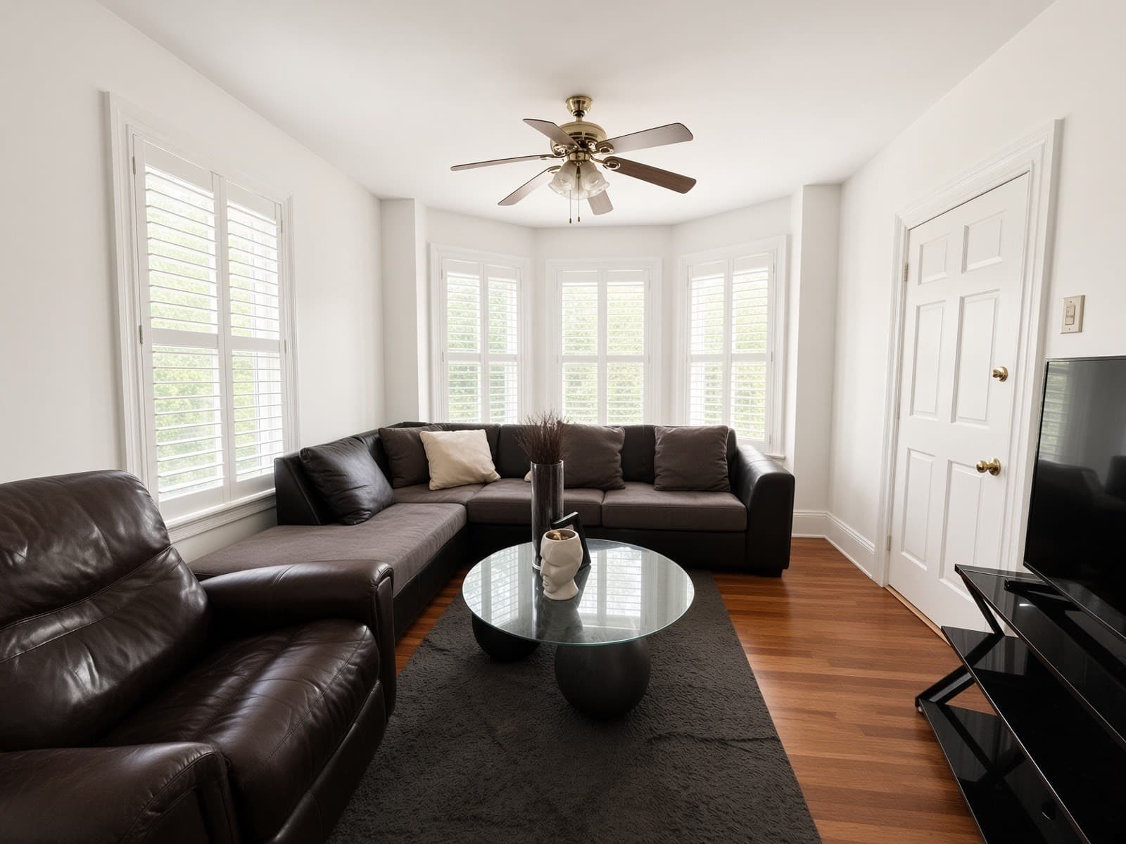3 Family at 29-31 Tracy Ave, Lynn MA 01902, Lynn, photo 12 of 41