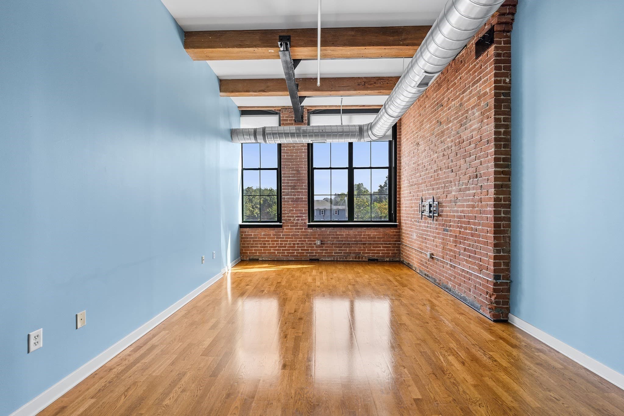 Condominium at 160 Fremont St # 308, Worcester MA 01603, Worcester, photo 6 of 28