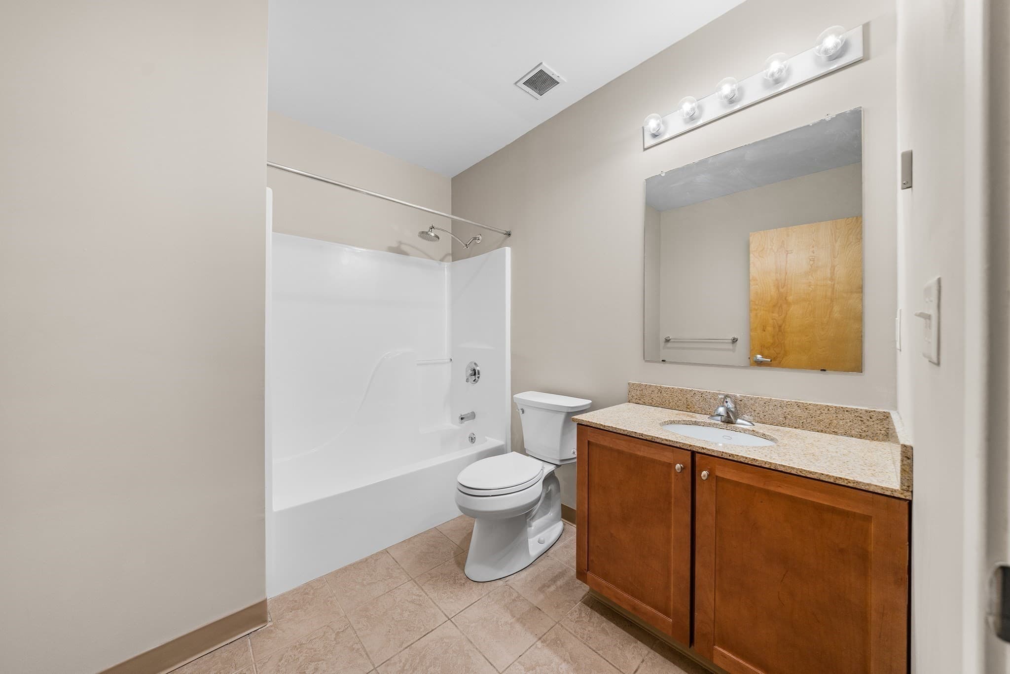 Condominium at 160 Fremont St # 308, Worcester MA 01603, Worcester, photo 8 of 28