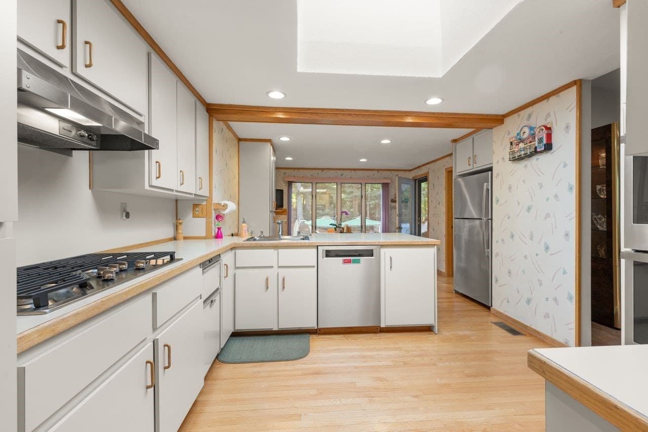 Single Family Residence at 18 Jefferson Ave, Sharon MA 02067, Sharon, photo 15 of 40