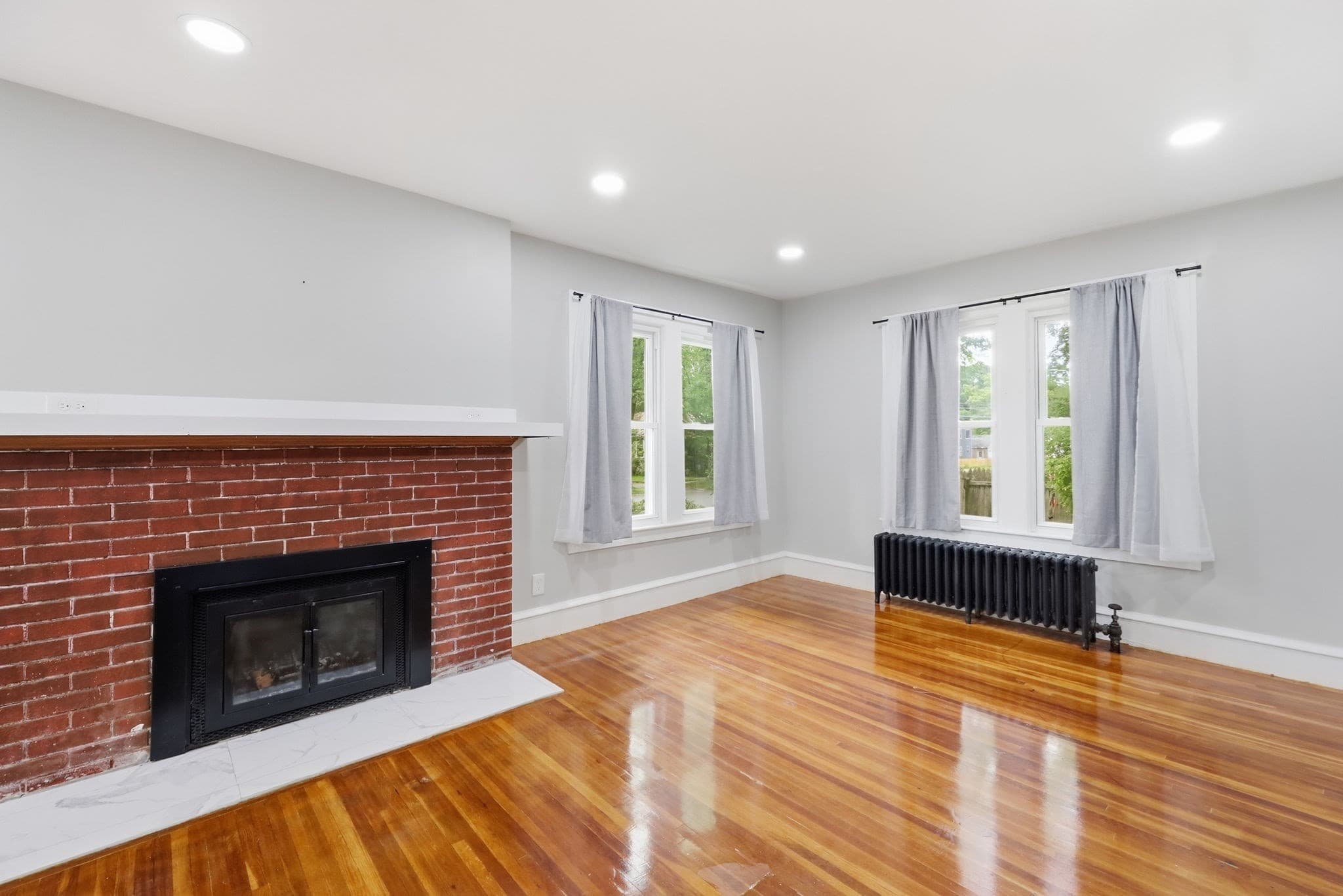 Single Family Residence at 43 Eddywood St, Springfield MA 01118, Springfield, photo 13 of 25