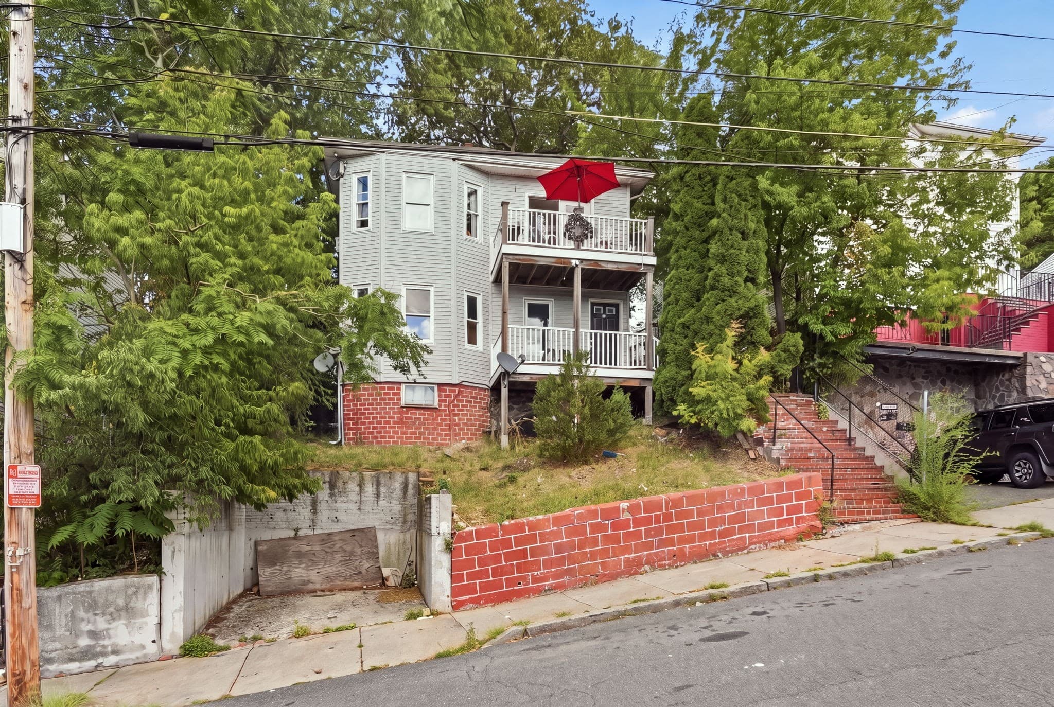 2 Family - 2 Units Up/Down at 10 Fremont Ave, Everett MA 02149, Everett, photo 34 of 40