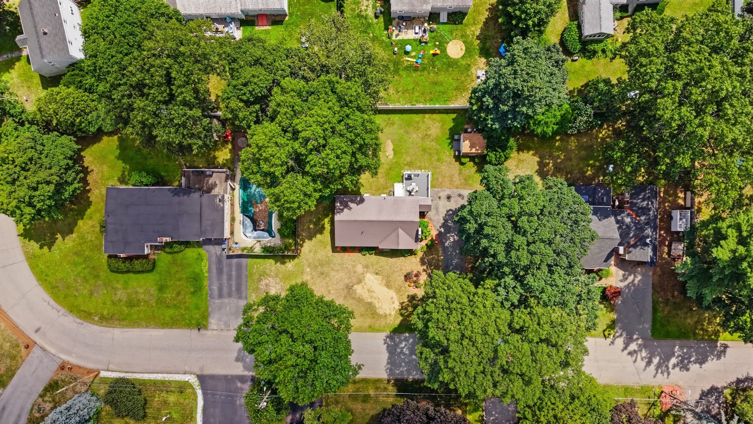 Single Family Residence at 6 Marcus Rd, Wilmington MA 01887, Wilmington, photo 32 of 34