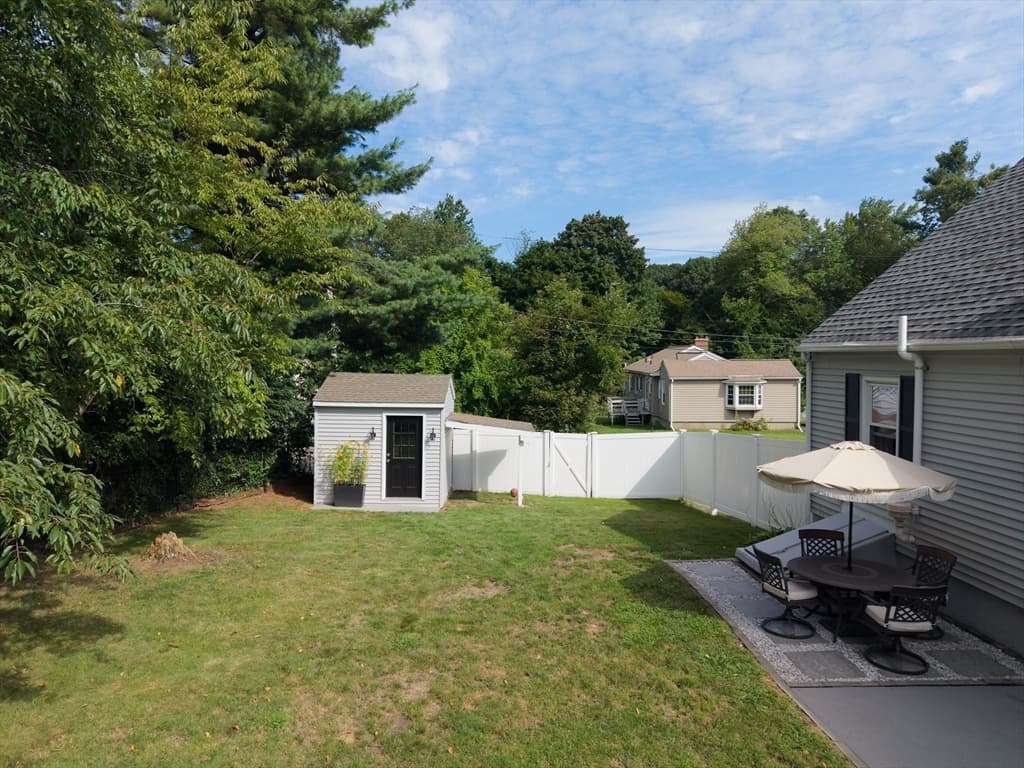 Single Family Residence at 29 Warren Ave, Leicester MA 01524, Leicester, photo 24 of 25