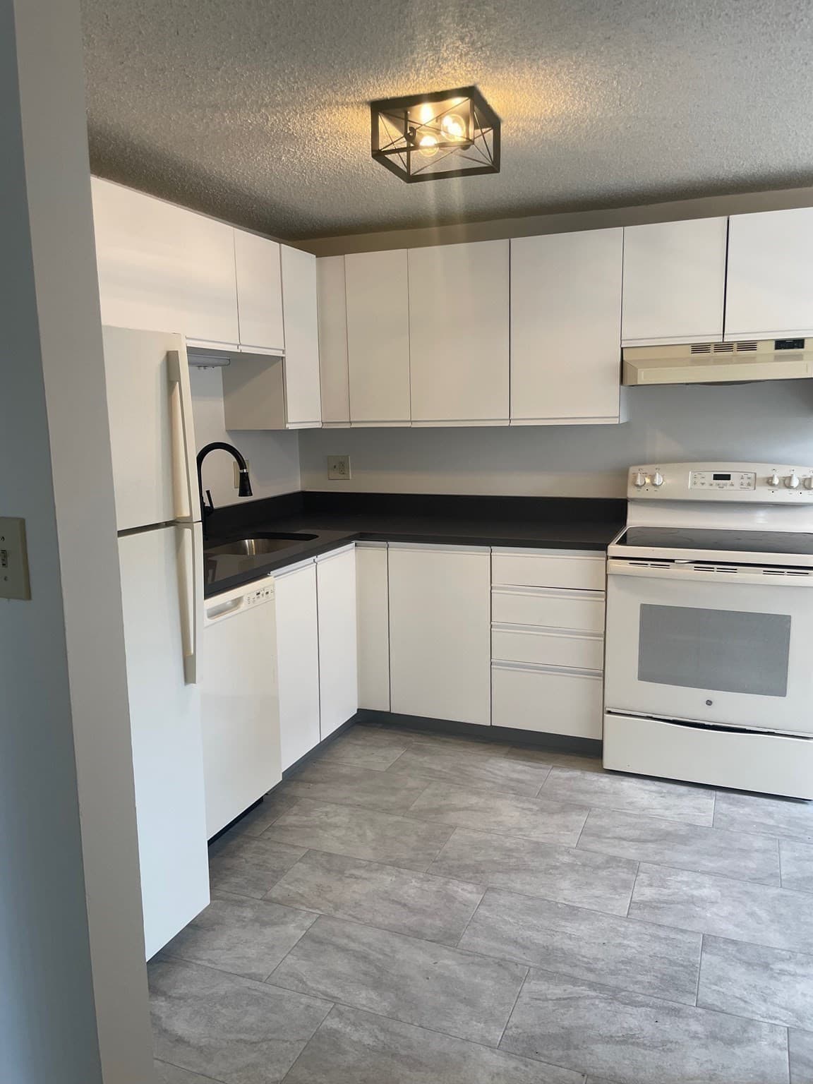 Condominium at 8 Ninth Street # 102, Medford MA 02155, Medford, photo 7 of 23