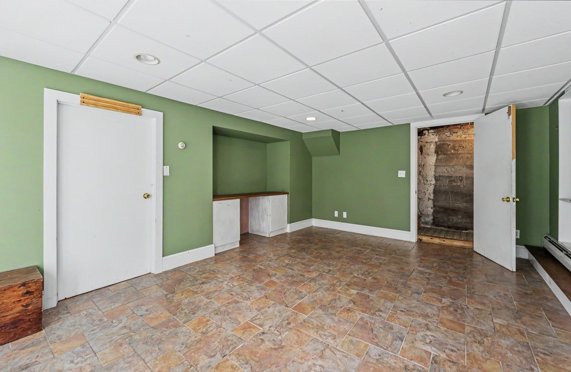 Single Family Residence at 131 Main St, Chelmsford MA 01863, photo 27 of 42