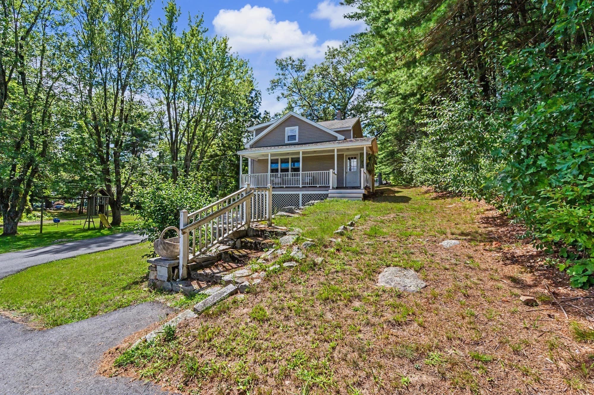 Single Family Residence at 131 Main St, Chelmsford MA 01863, photo 32 of 42