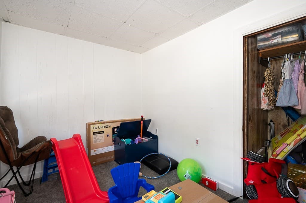 5+ Family - 5+ Units Up/Down at 6 North Main Street, Grafton MA 01536, Grafton, photo 18 of 41