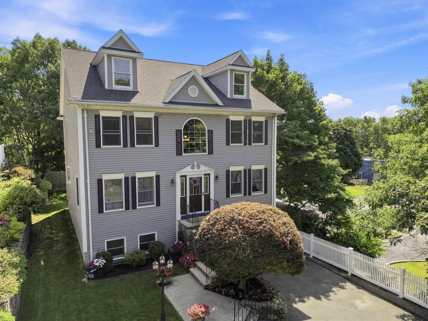 25 Edgehill Road, Swampscott MA 01907