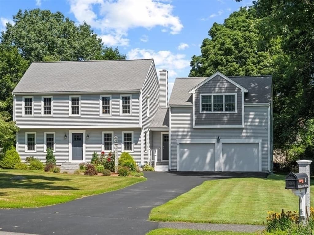 9 Hillando Dr, Shrewsbury MA 01545