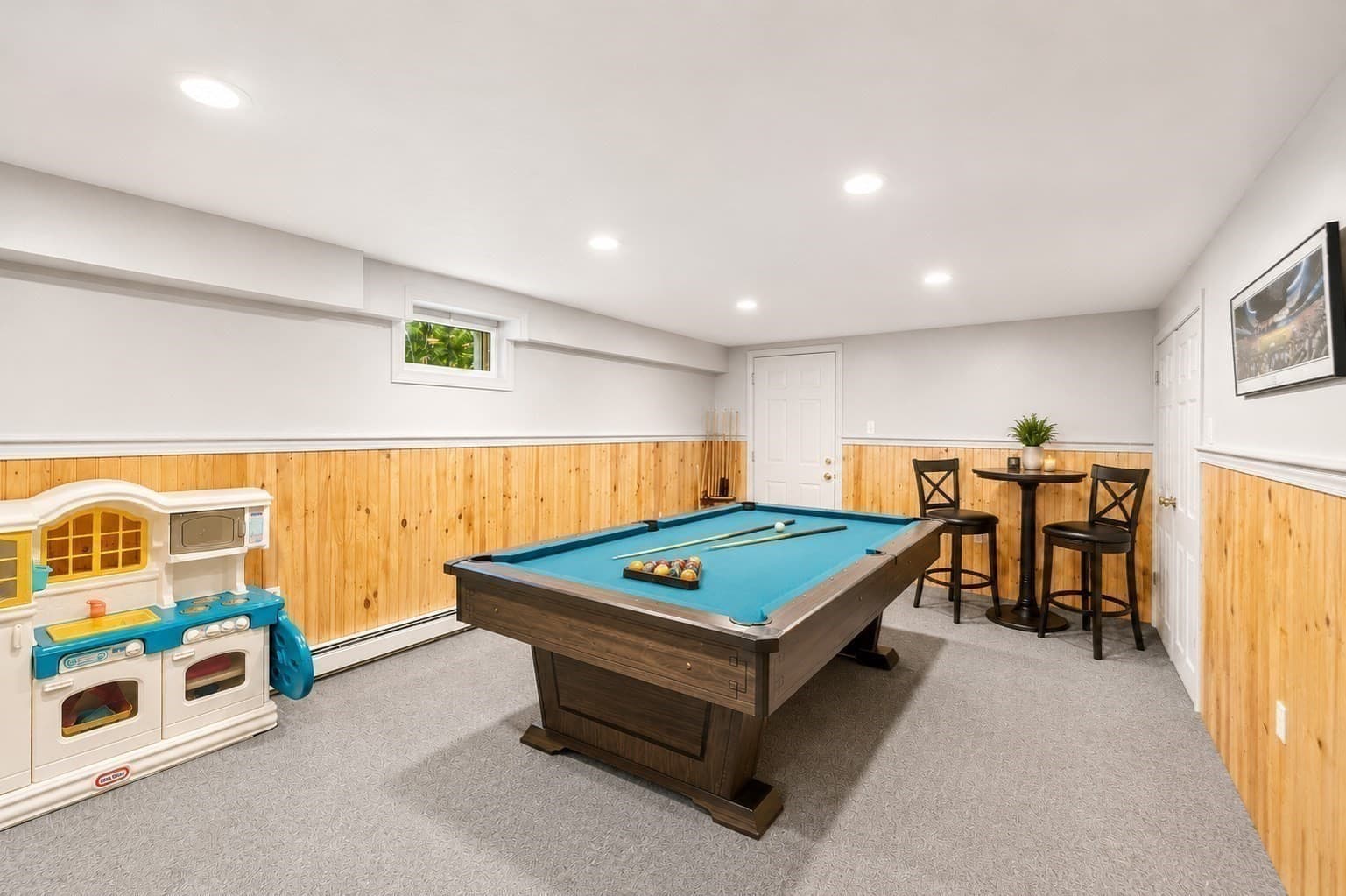Single Family Residence at 25 Clearwater Dr, Westwood MA 02090, Westwood, photo 35 of 40