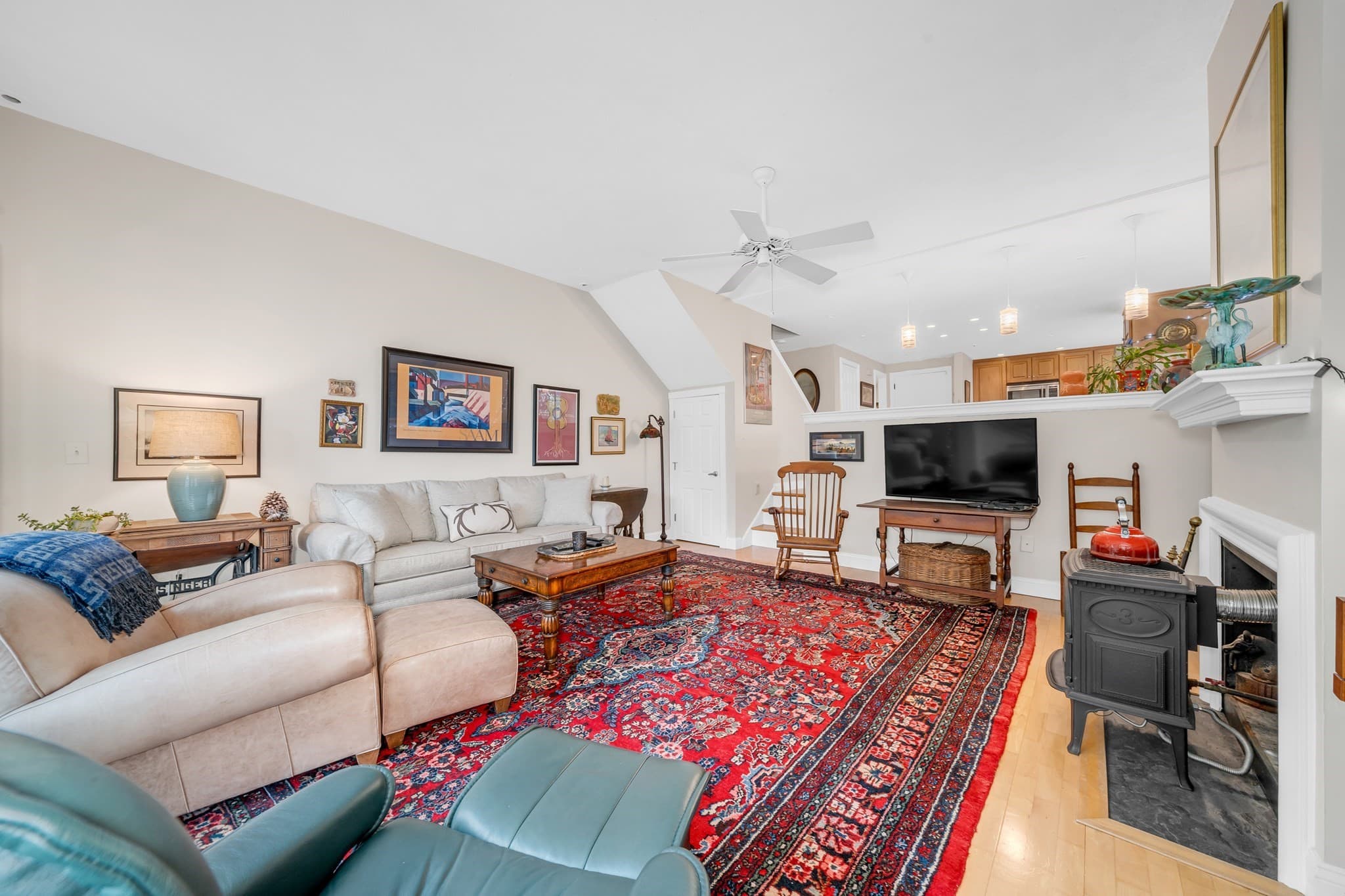Condominium at 29 Mill Pond # 29, North Andover MA 01845, North Andover, photo 8 of 27