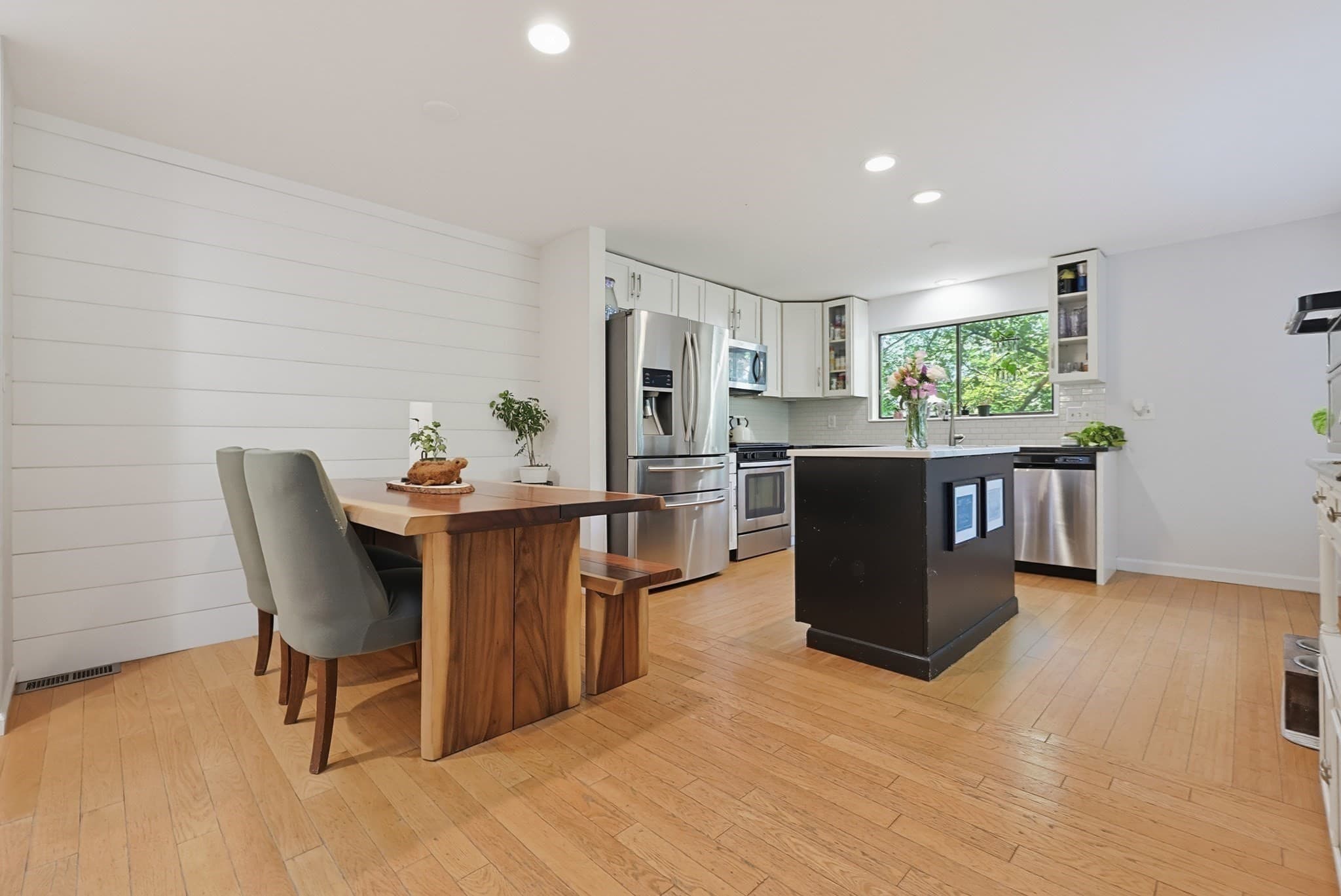 Condominium at 75 Meeting House Path # 75, Ashland MA 01721, Ashland, photo 11 of 30