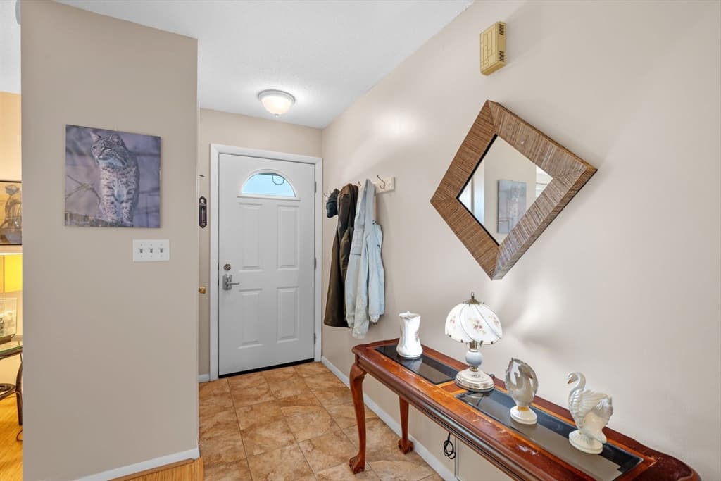 Condominium at 23 Oliva Ct # 23, Stoughton MA 02072, Stoughton, photo 7 of 42
