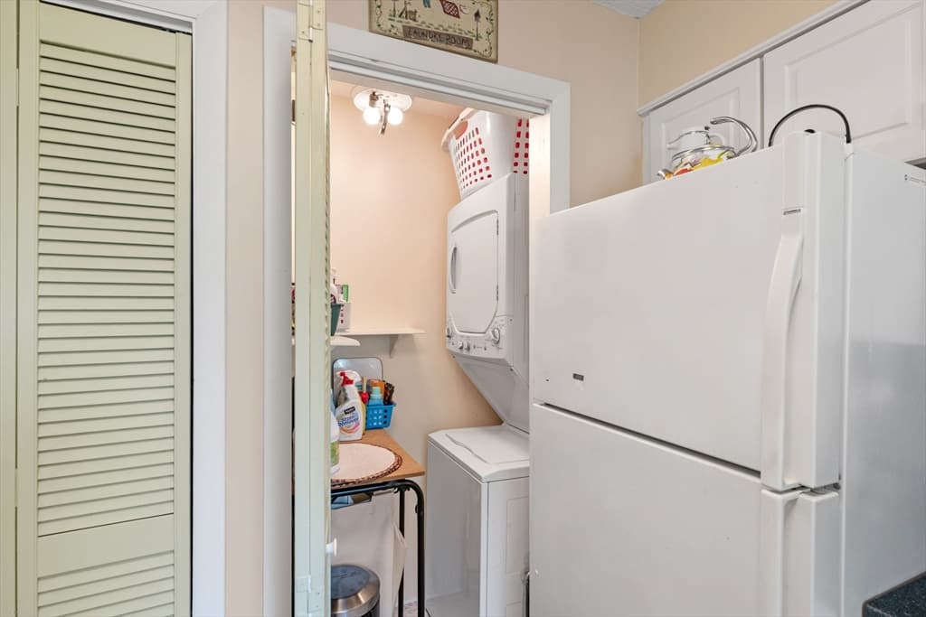 Condominium at 23 Oliva Ct # 23, Stoughton MA 02072, Stoughton, photo 14 of 42