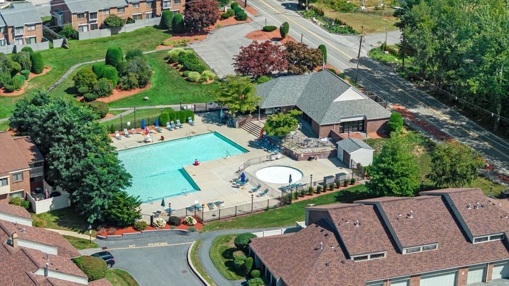 Condominium at 23 Oliva Ct # 23, Stoughton MA 02072, Stoughton, photo 41 of 42