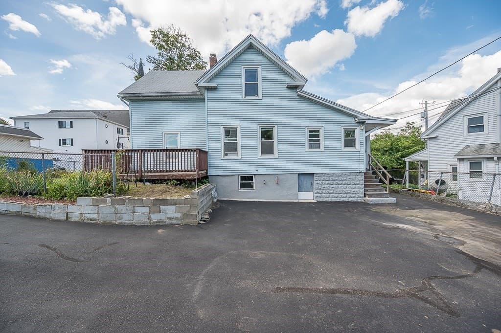 Single Family Residence at 25 Greenwood St., Worcester MA 01607, Worcester, photo 2 of 31