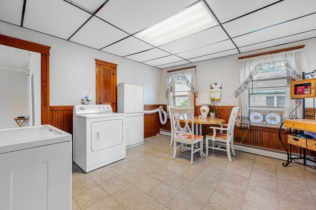 Single Family Residence at 25 Greenwood St., Worcester MA 01607, Worcester, photo 13 of 31