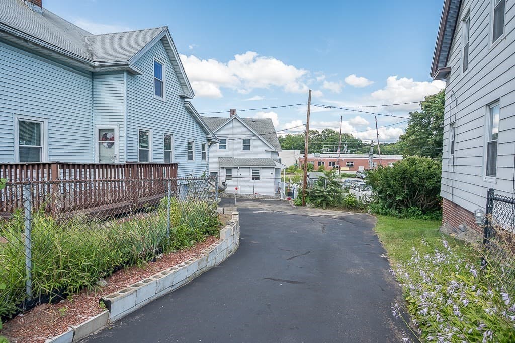 Single Family Residence at 25 Greenwood St., Worcester MA 01607, Worcester, photo 3 of 31