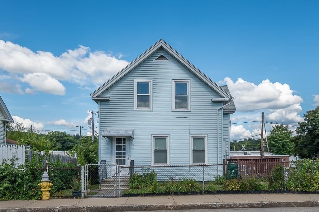 25 Greenwood St., Worcester MA 01607