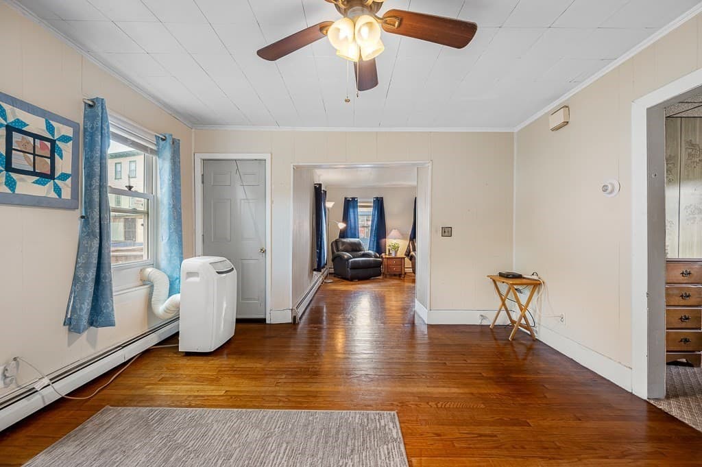 Single Family Residence at 25 Greenwood St., Worcester MA 01607, Worcester, photo 9 of 31