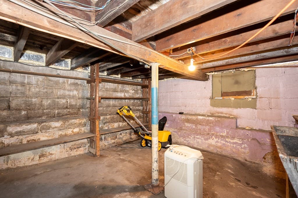 Single Family Residence at 25 Greenwood St., Worcester MA 01607, Worcester, photo 29 of 31