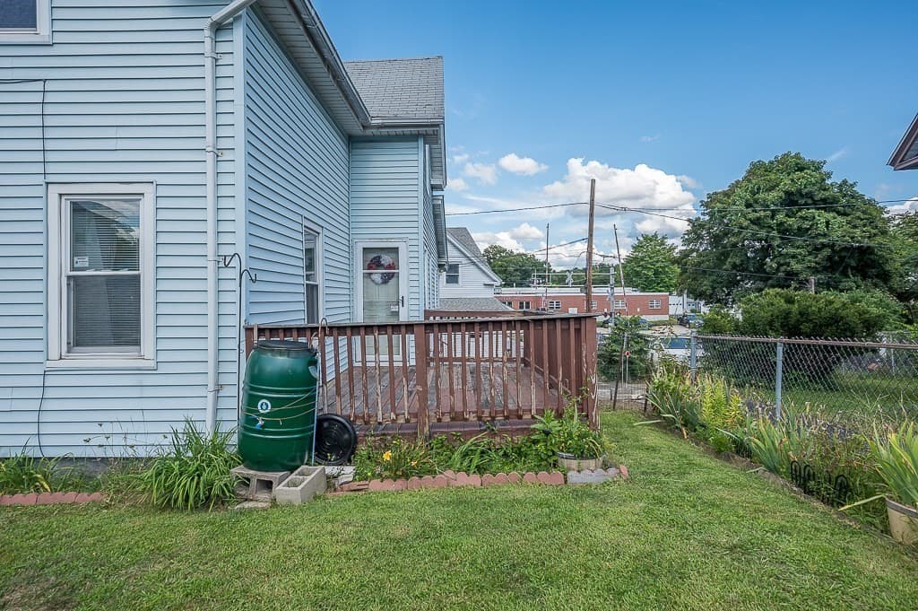 Single Family Residence at 25 Greenwood St., Worcester MA 01607, Worcester, photo 4 of 31