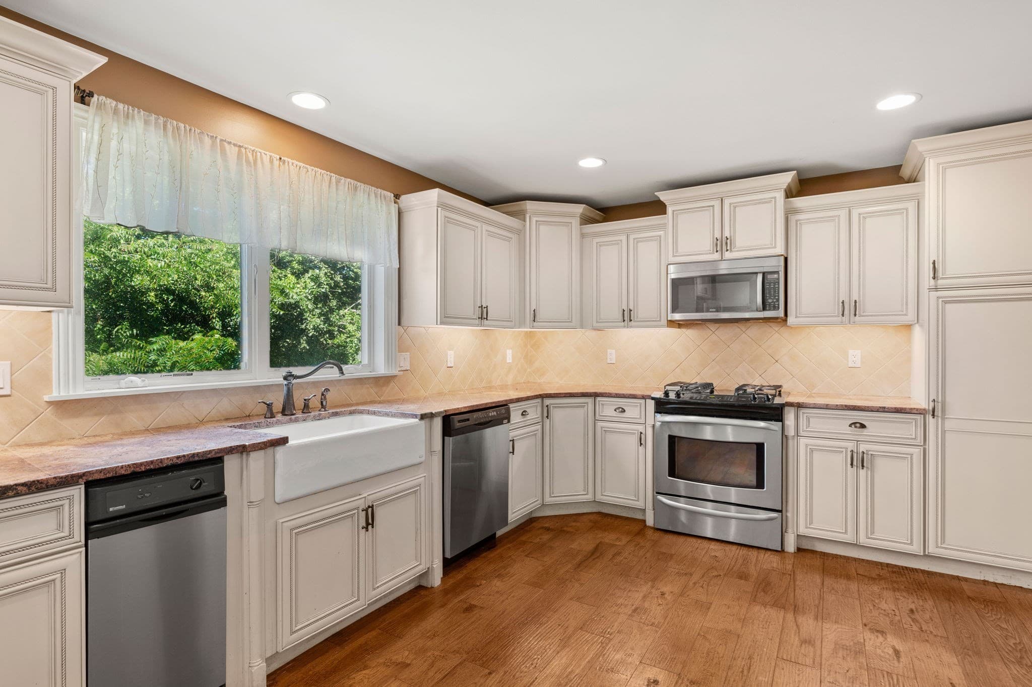 Single Family Residence at 55 Crescent St, Bridgewater MA 02324, Bridgewater, photo 14 of 41