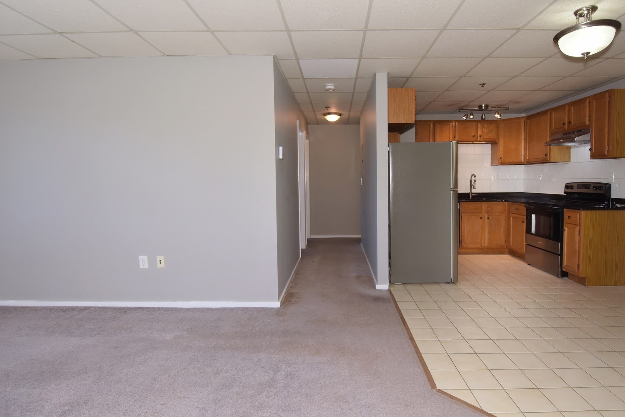 Condominium at 64 Foster St # 301, Peabody MA 01960, Peabody, photo 11 of 19