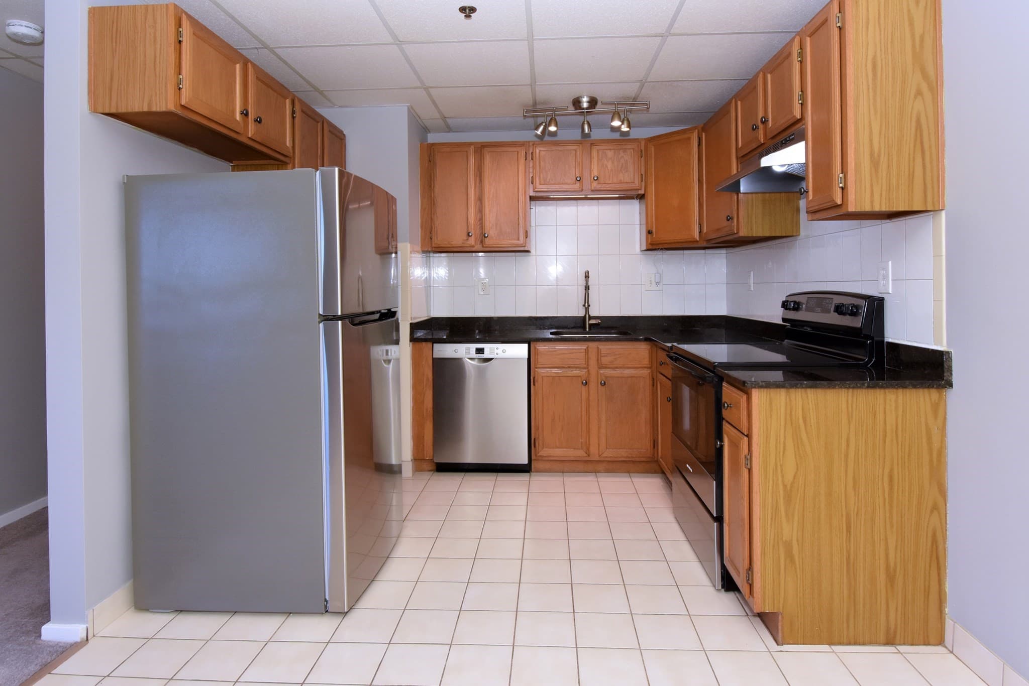 Condominium at 64 Foster St # 301, Peabody MA 01960, Peabody, photo 8 of 19