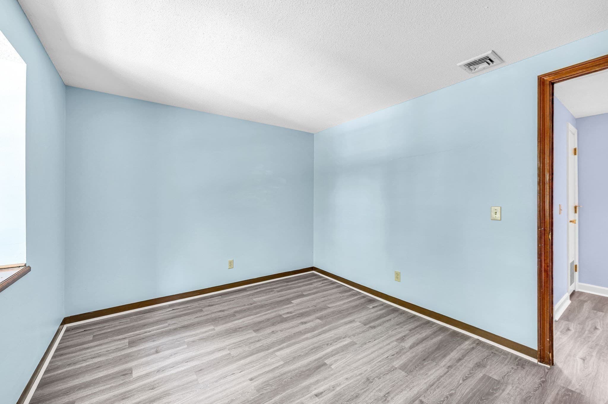 Condominium at 16 Corey Colonial # 16, Agawam MA 01001, Agawam, photo 18 of 37