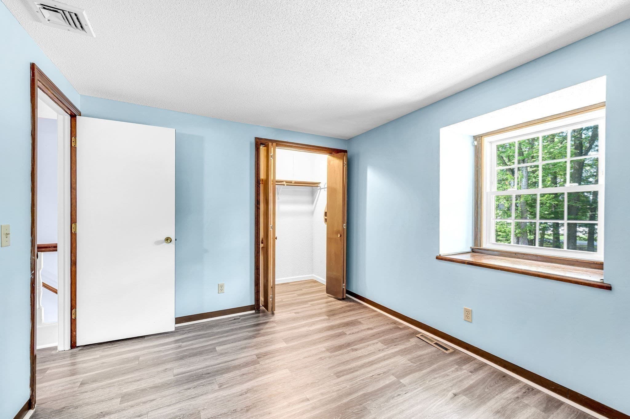 Condominium at 16 Corey Colonial # 16, Agawam MA 01001, Agawam, photo 19 of 37