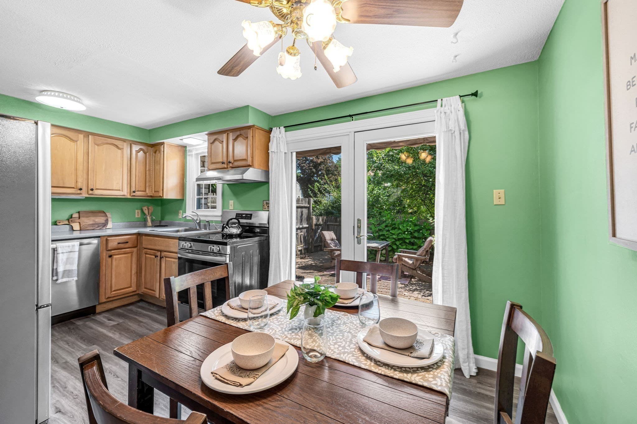 Condominium at 16 Corey Colonial # 16, Agawam MA 01001, Agawam, photo 8 of 37
