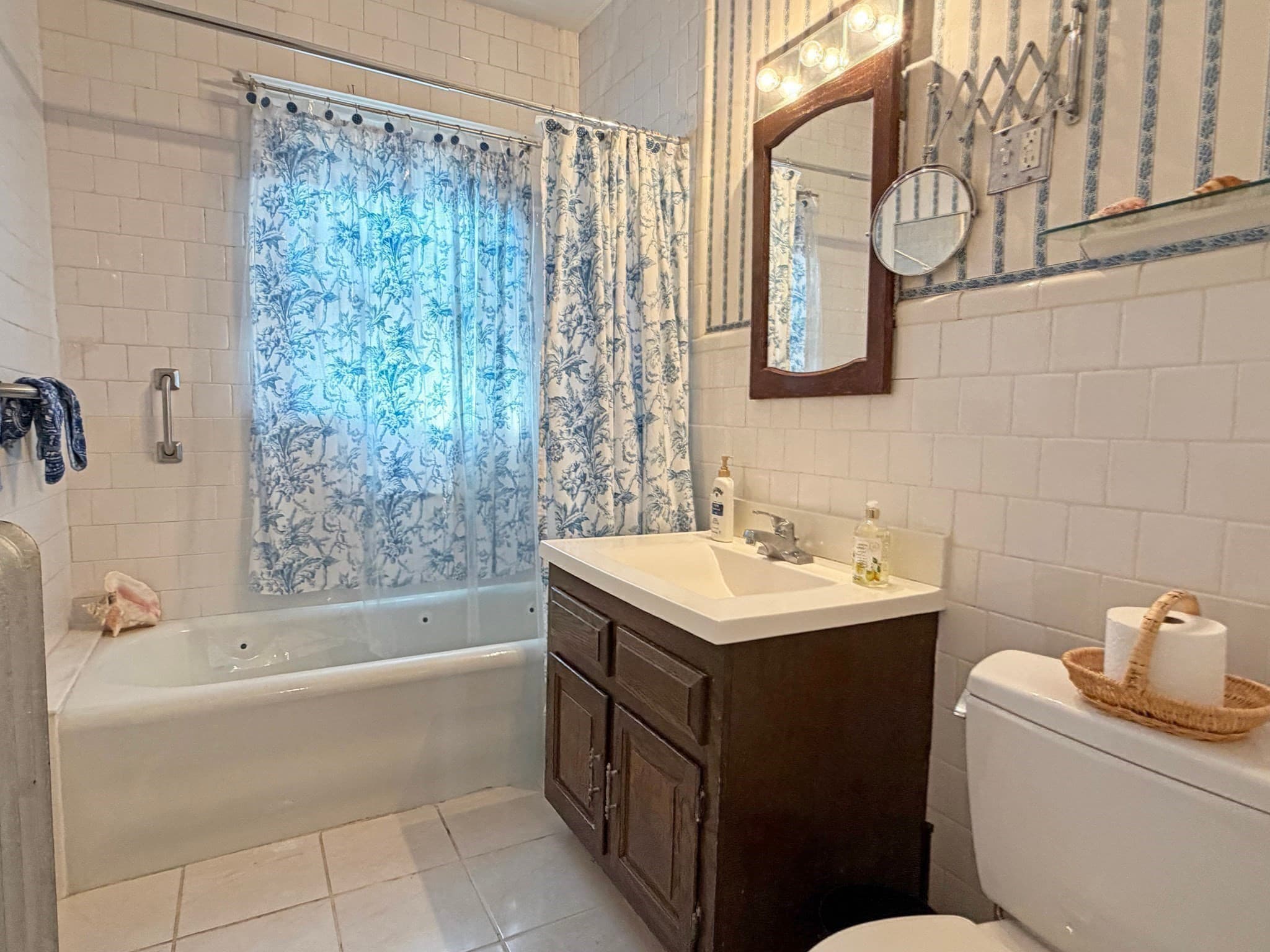 2 Family - 2 Units Up/Down at 227-229 Tremont St, Newton MA 02458, Newton, photo 25 of 38