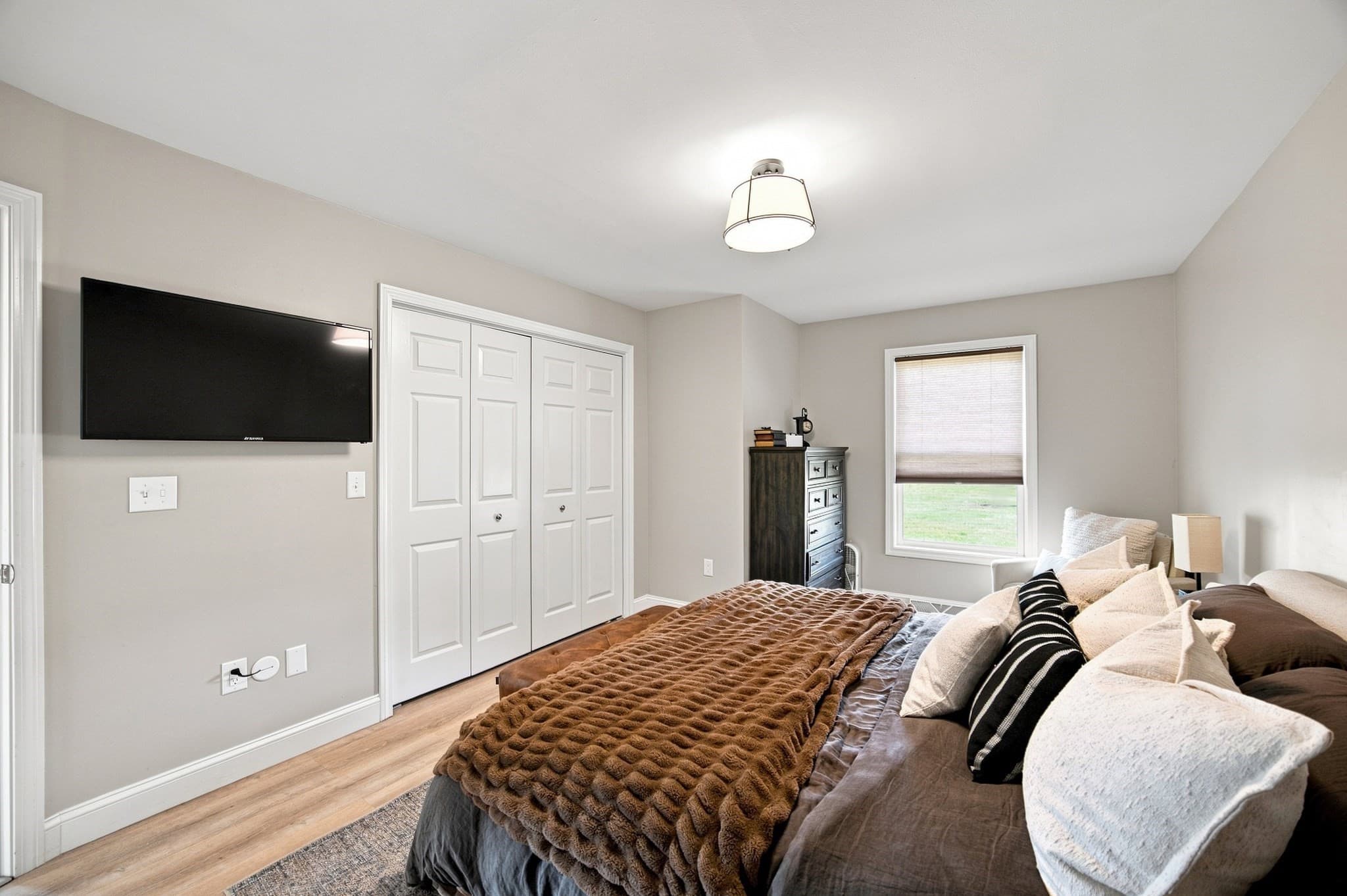 Condominium at 1 Alvord Pl # 1, South Hadley MA 01075, photo 19 of 37